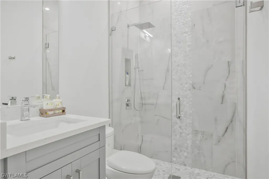 143 12th Avenue NE Naples FL 34120