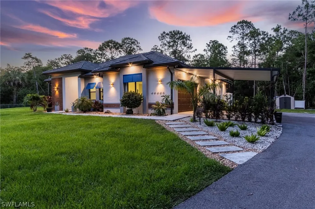 143 12th Avenue NE Naples FL 34120