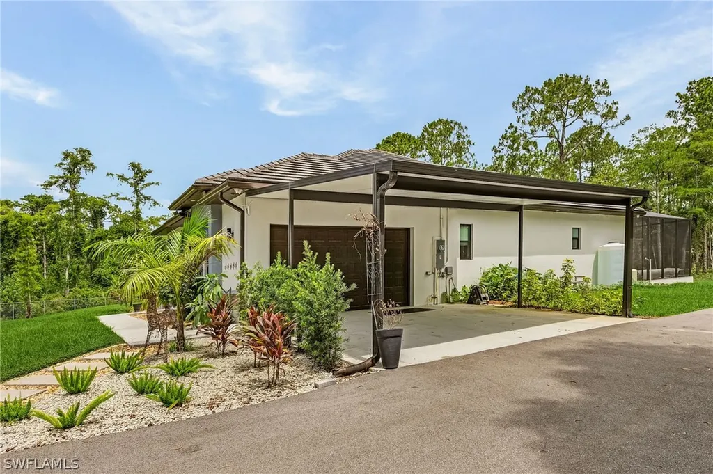 143 12th Avenue NE Naples FL 34120
