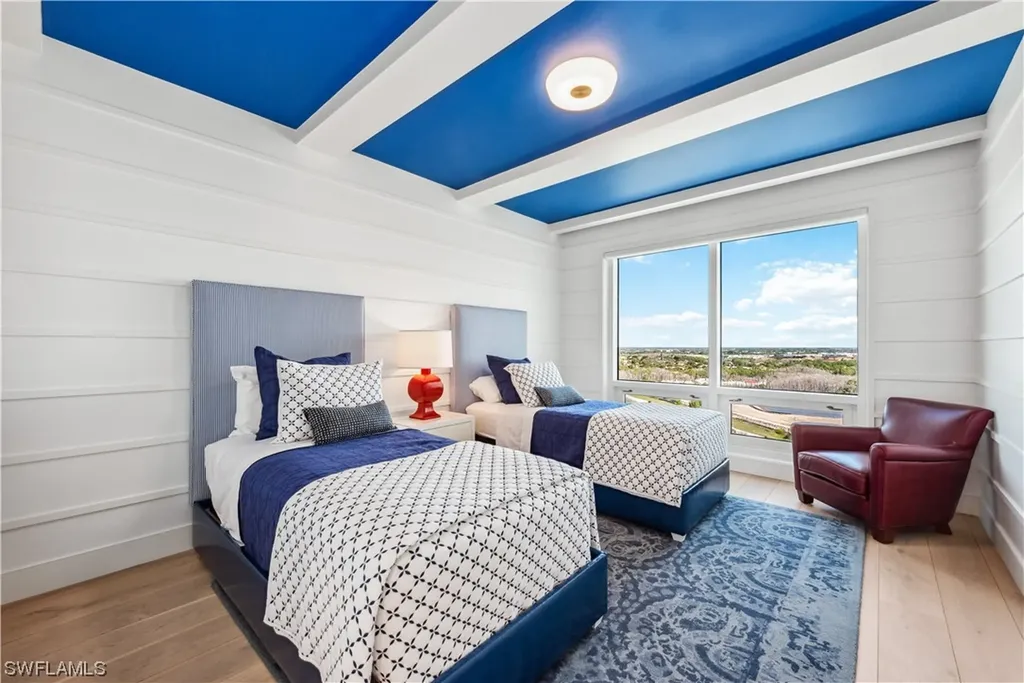 13915 Old Coast Road Naples FL 34110