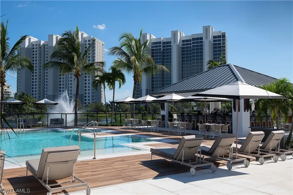 13915 Old Coast Road Naples FL 34110