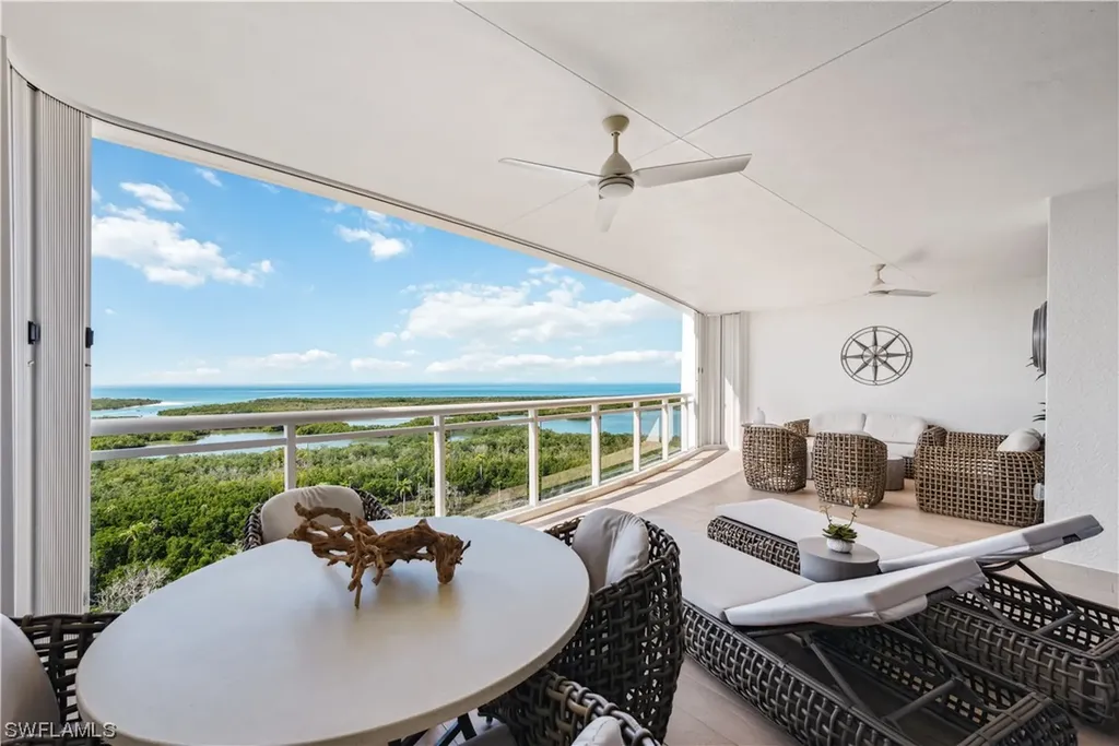 13915 Old Coast Road Naples FL 34110