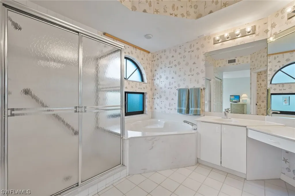 6520 Valen Way Naples FL 34108