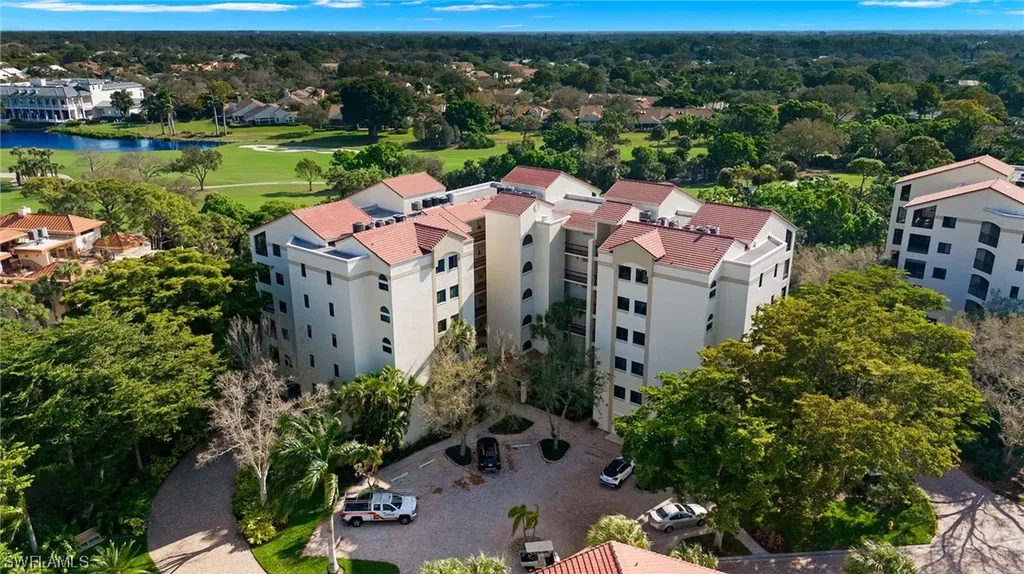 6520 Valen Way Naples FL 34108