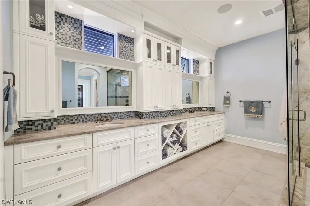 5518 Harbour Preserve Circle Cape Coral FL 33914