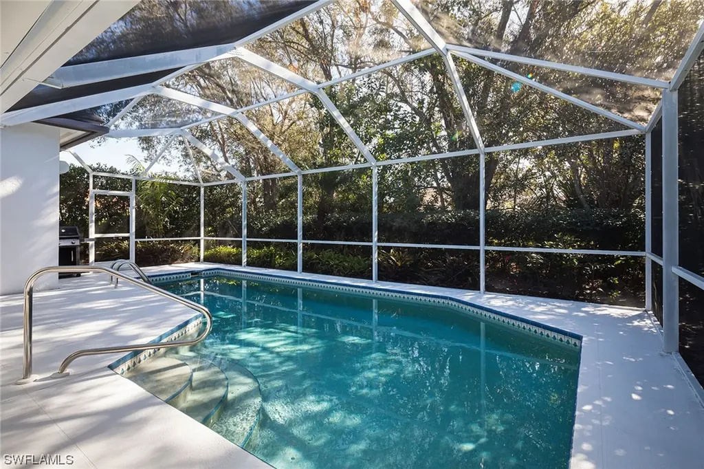 7650 San Sebastian Way Naples FL 34109