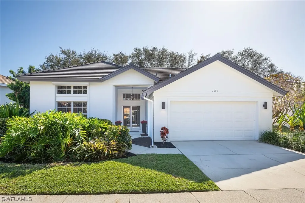 7650 San Sebastian Way Naples FL 34109