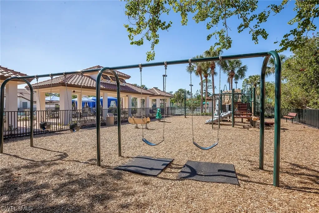 7650 San Sebastian Way Naples FL 34109