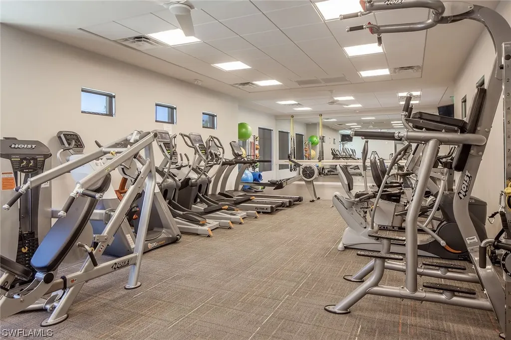 7650 San Sebastian Way Naples FL 34109