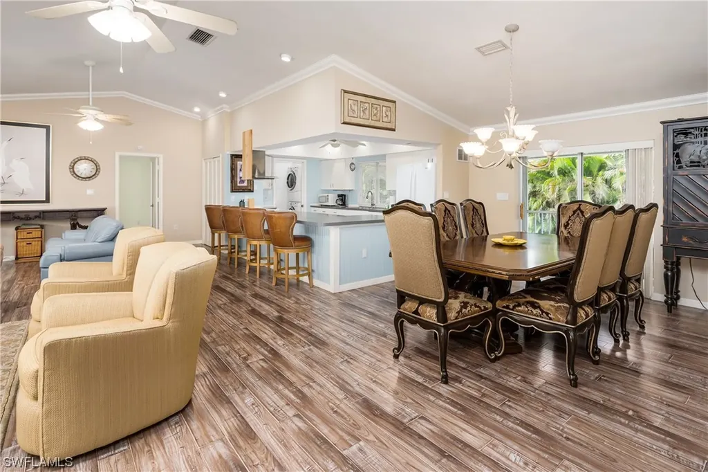 832 Swan Drive Marco Island FL 34145