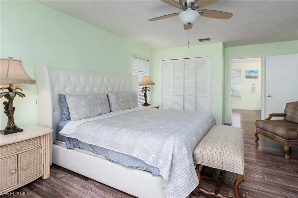 832 Swan Drive Marco Island FL 34145