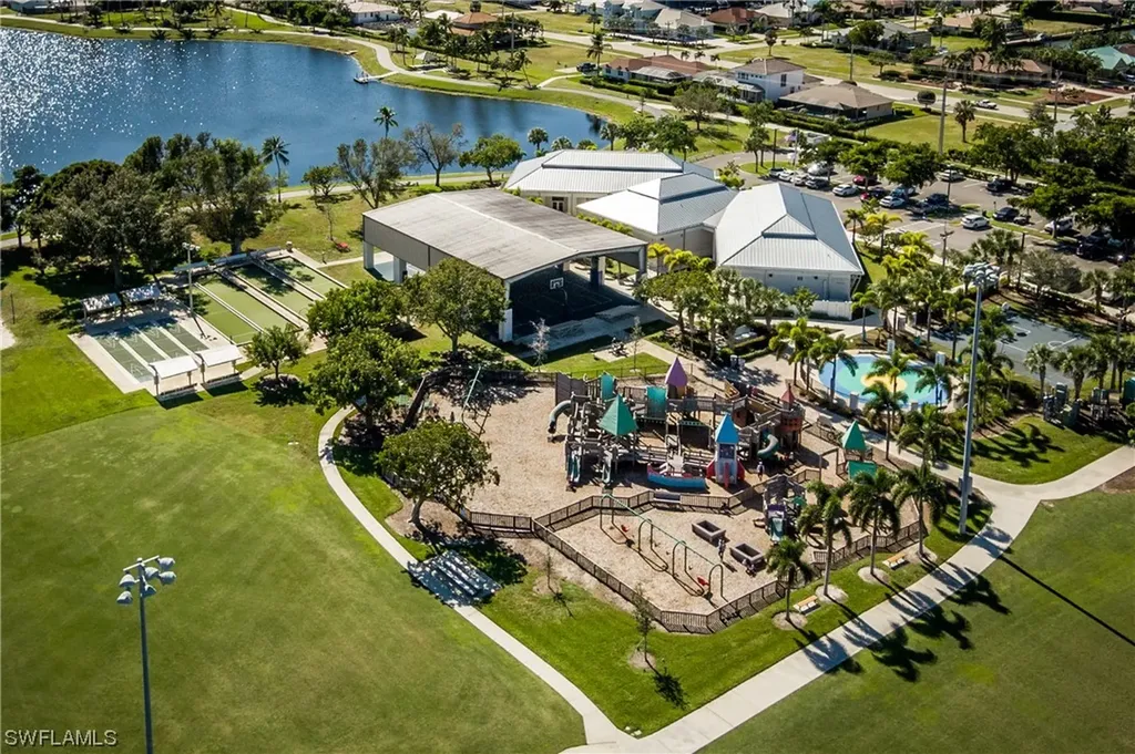 832 Swan Drive Marco Island FL 34145
