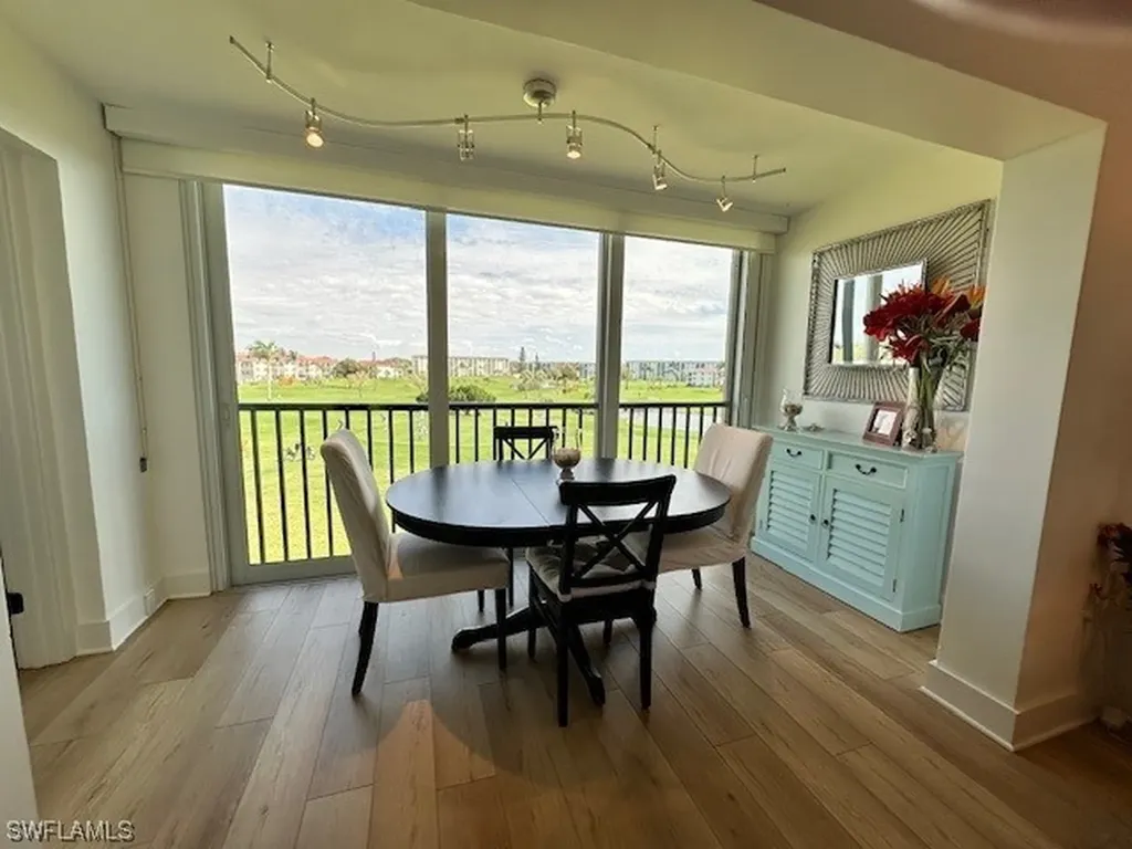 57 High Point Circle W Naples FL 34103
