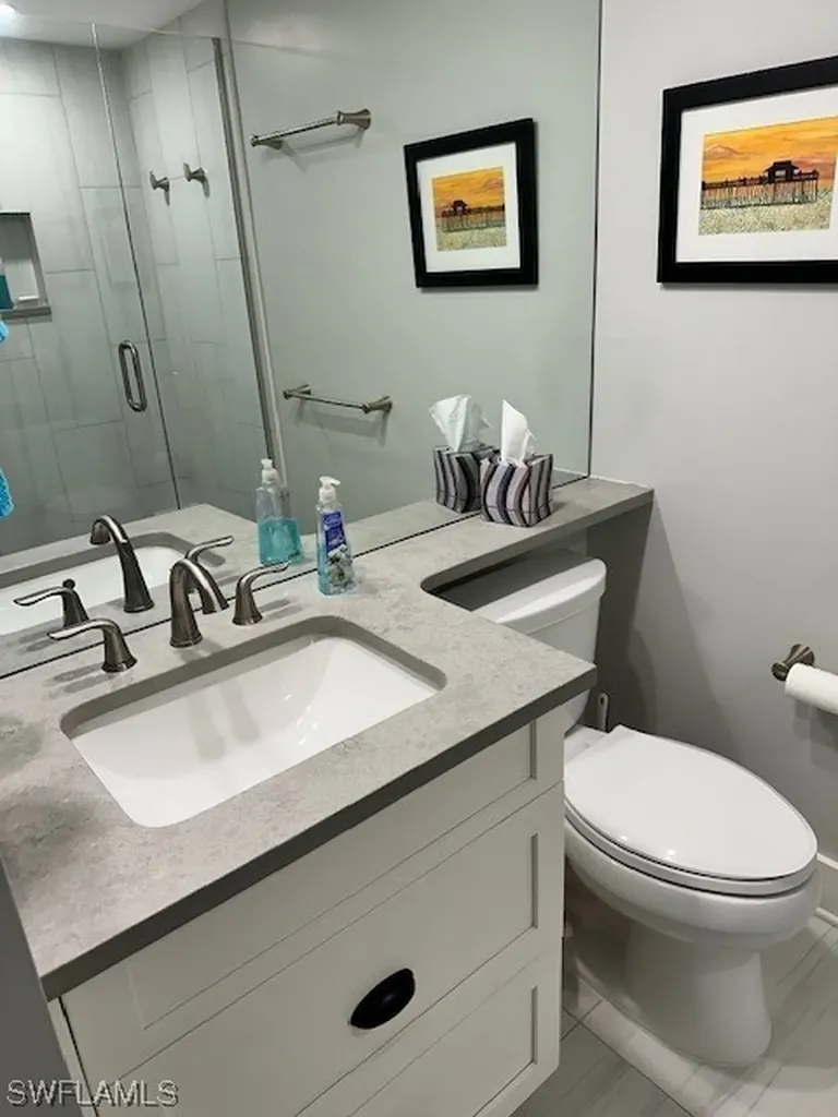57 High Point Circle W Naples FL 34103