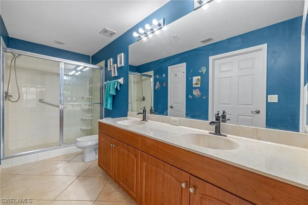 1064 Winding Pines Circle Cape Coral FL 33909
