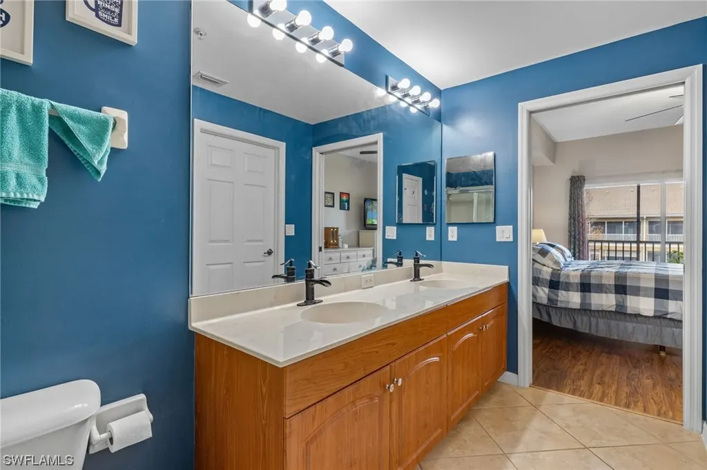 1064 Winding Pines Circle Cape Coral FL 33909