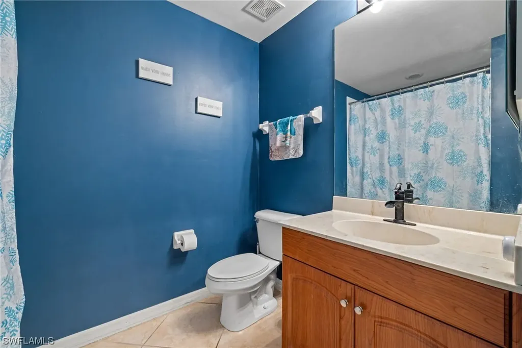 1064 Winding Pines Circle Cape Coral FL 33909