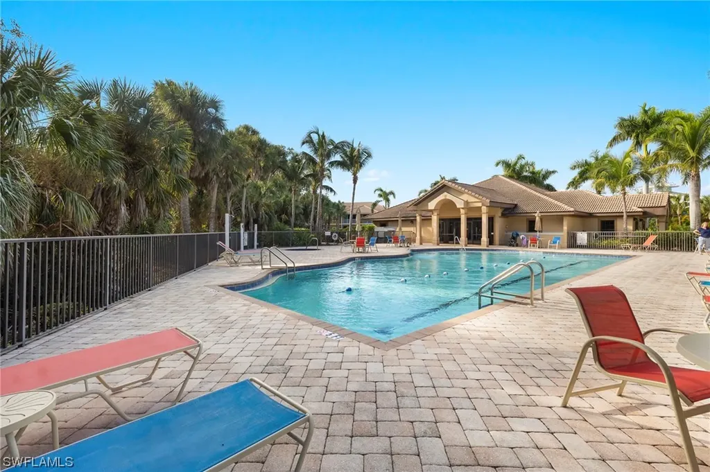 1064 Winding Pines Circle Cape Coral FL 33909