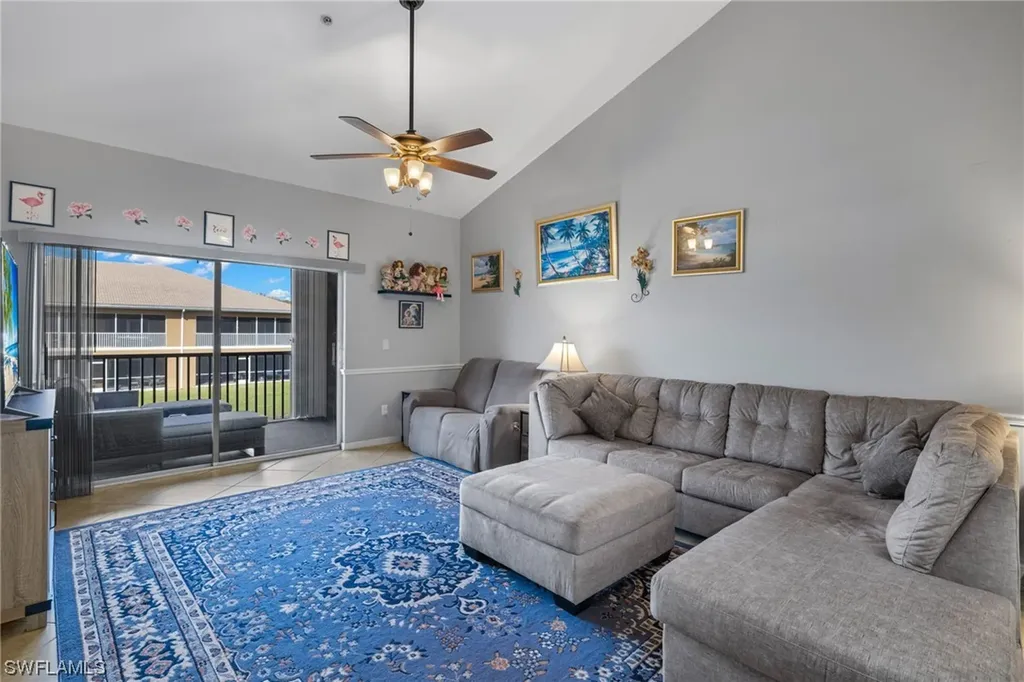 1064 Winding Pines Circle Cape Coral FL 33909