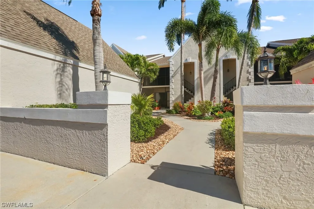 16321 Kelly Woods Drive Fort Myers FL 33908