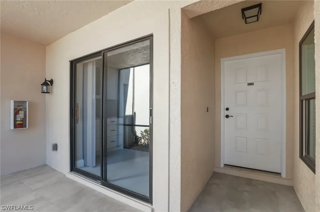 16321 Kelly Woods Drive Fort Myers FL 33908