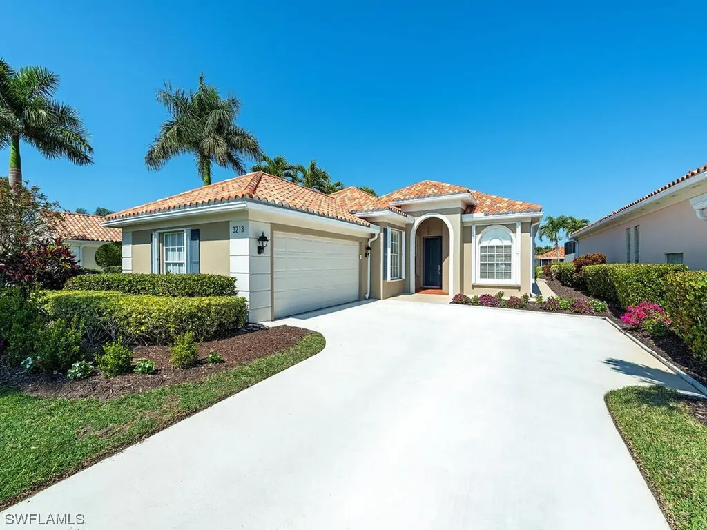 3213 Benicia Court Naples FL 34109