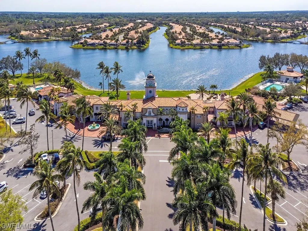 3213 Benicia Court Naples FL 34109