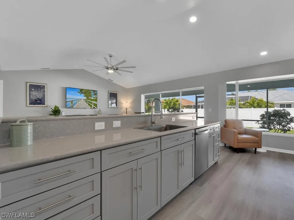 233 SW 45th Street Cape Coral FL 33914