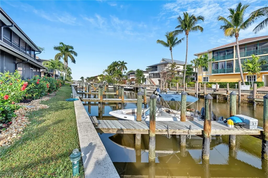 Naples FL, 1539 Chesapeake Avenue, Unit A-6
