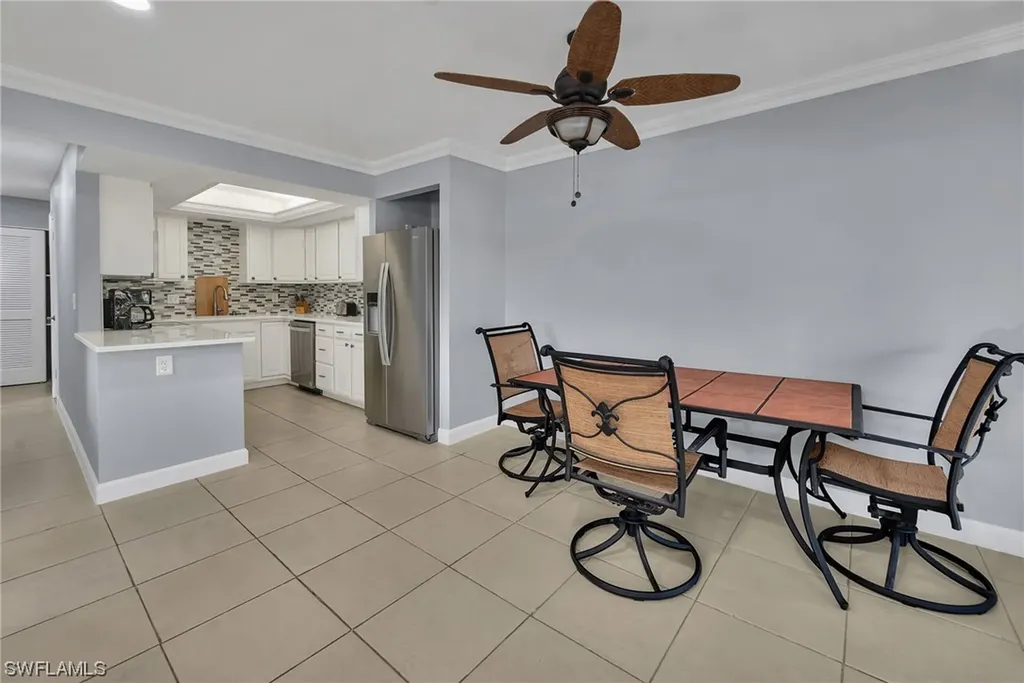 1539 Chesapeake Avenue Naples FL 34102