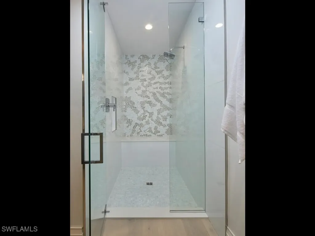 595 16th Avenue S Naples FL 34102