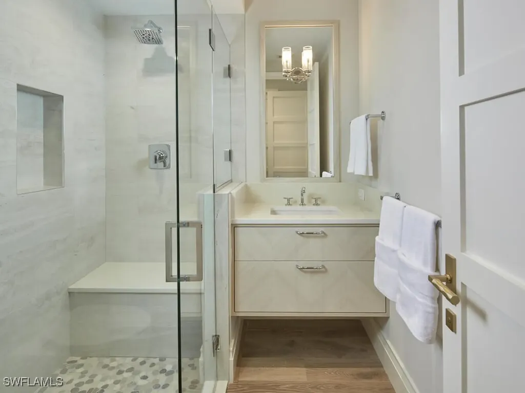 595 16th Avenue S Naples FL 34102