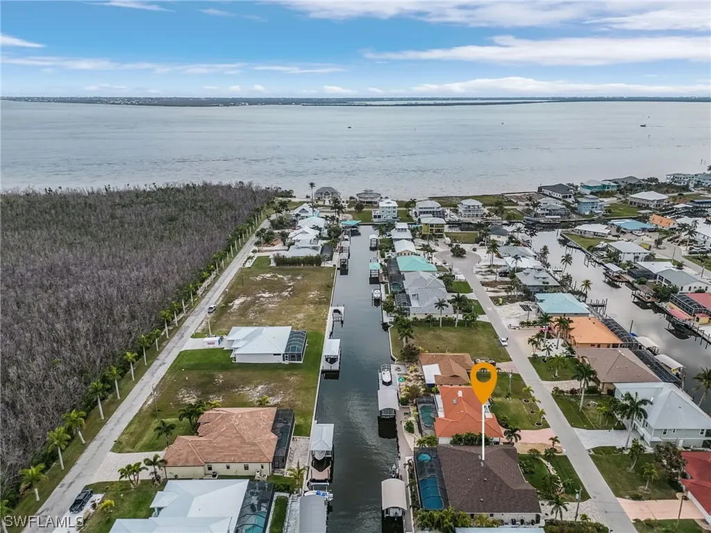 2436 Cherimoya Lane St. James City FL 33956