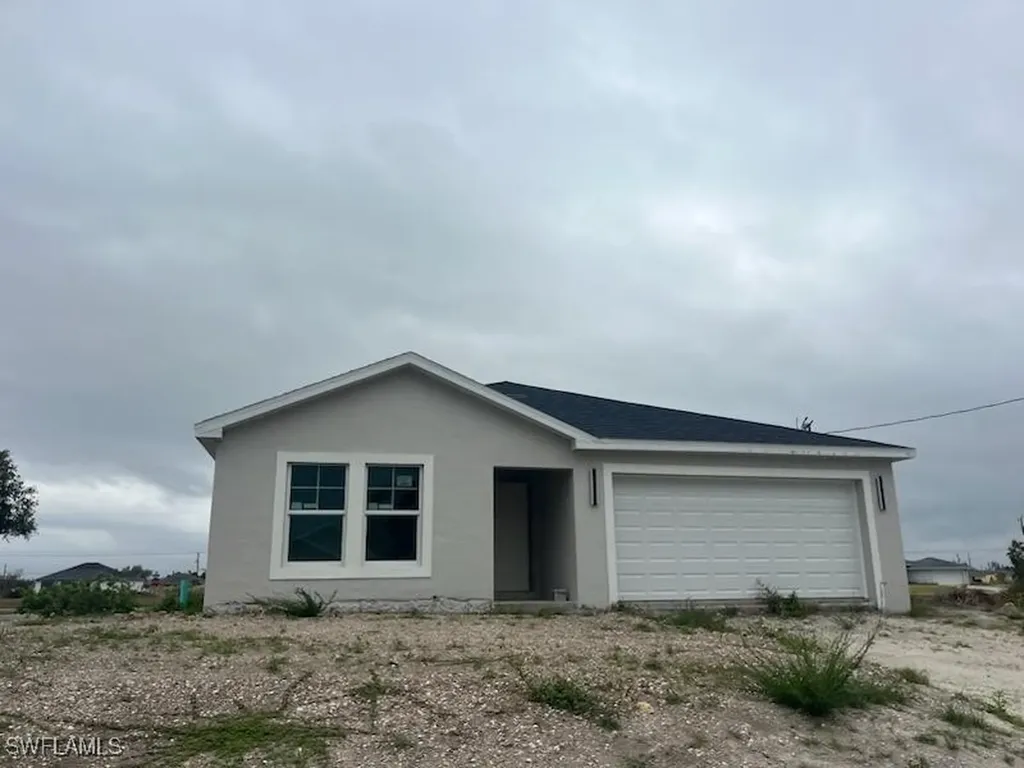 2627 NW 5th Place Cape Coral FL 33993