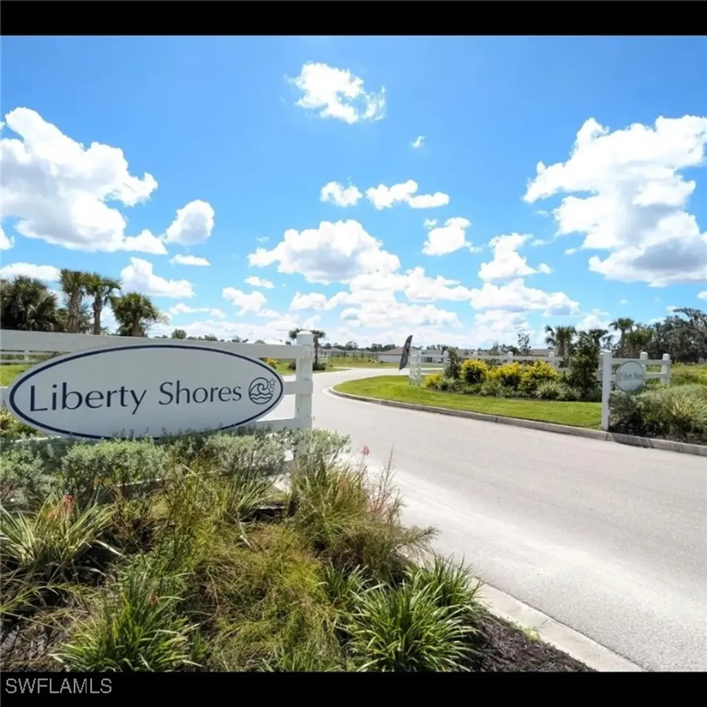 821 Gen Chesty Puller Court Labelle FL 33935