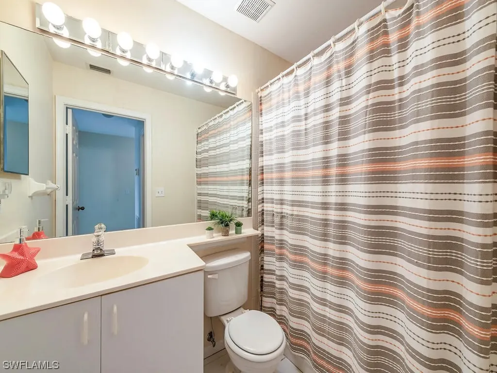 700 Saratoga Circle Naples FL 34104