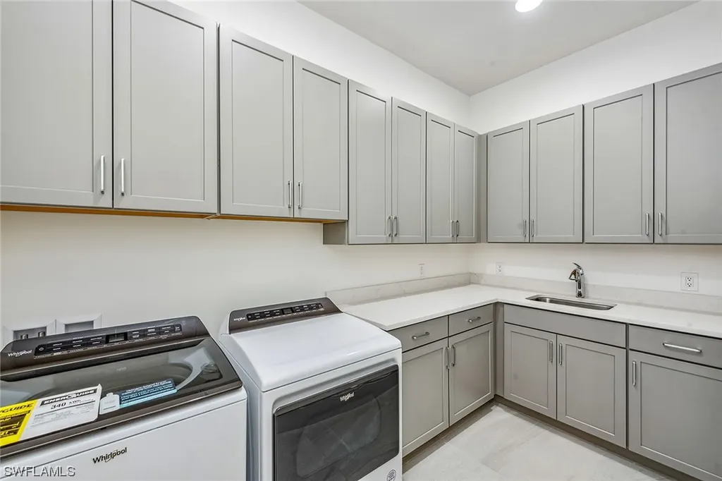 8919 Nevis Way Naples FL 34112