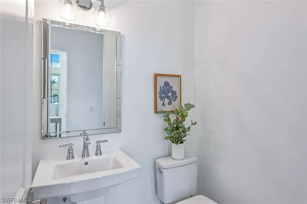 8919 Nevis Way Naples FL 34112