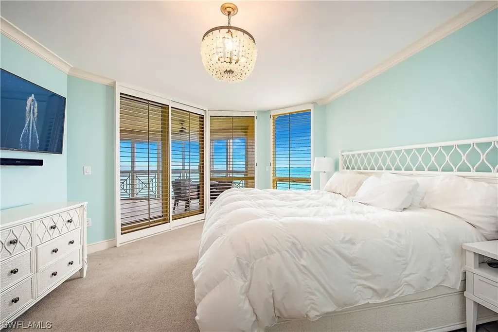 4021 Gulf Shore Boulevard N Naples FL 34103