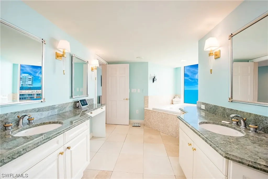 4021 Gulf Shore Boulevard N Naples FL 34103
