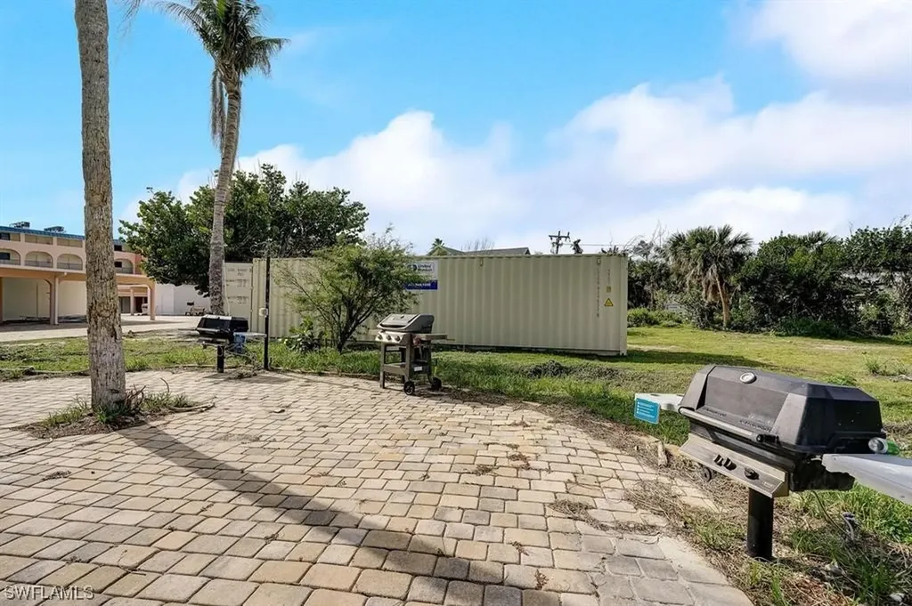 2230 Camino Del Mar Drive Sanibel FL 33957