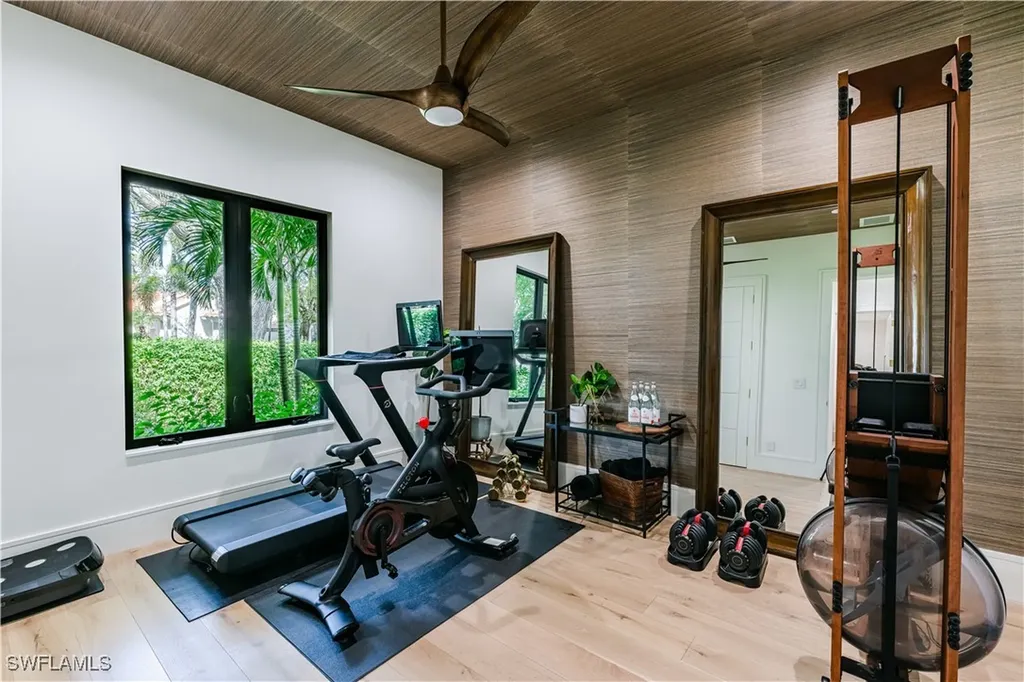 681 Katemore Lane Naples FL 34108