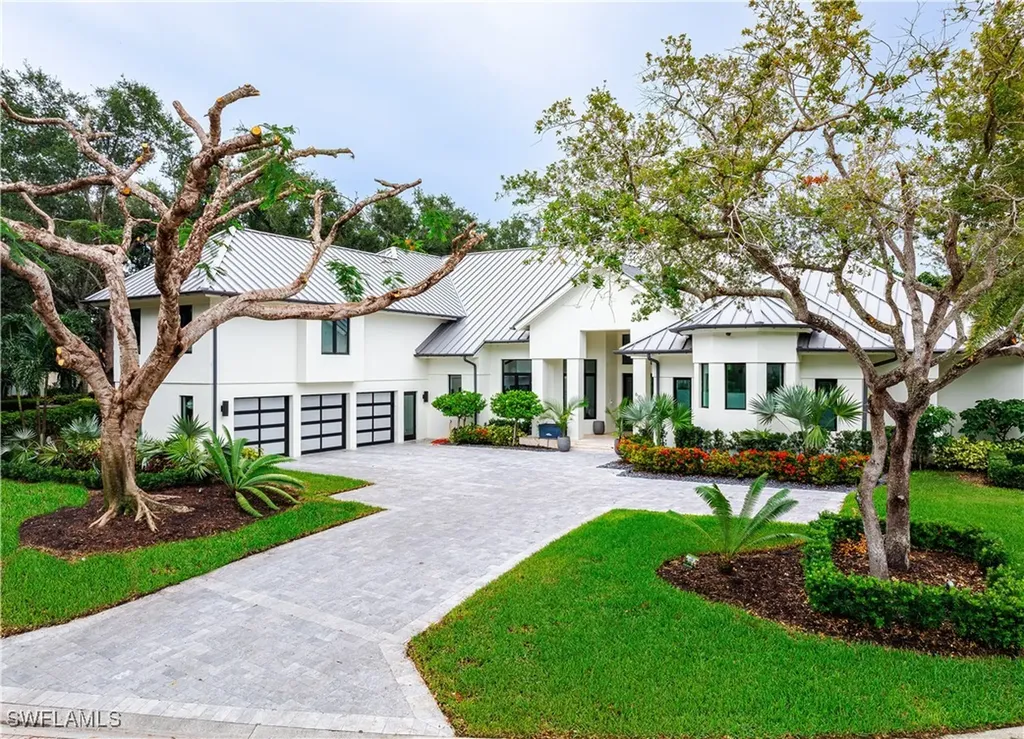 681 Katemore Lane Naples FL 34108