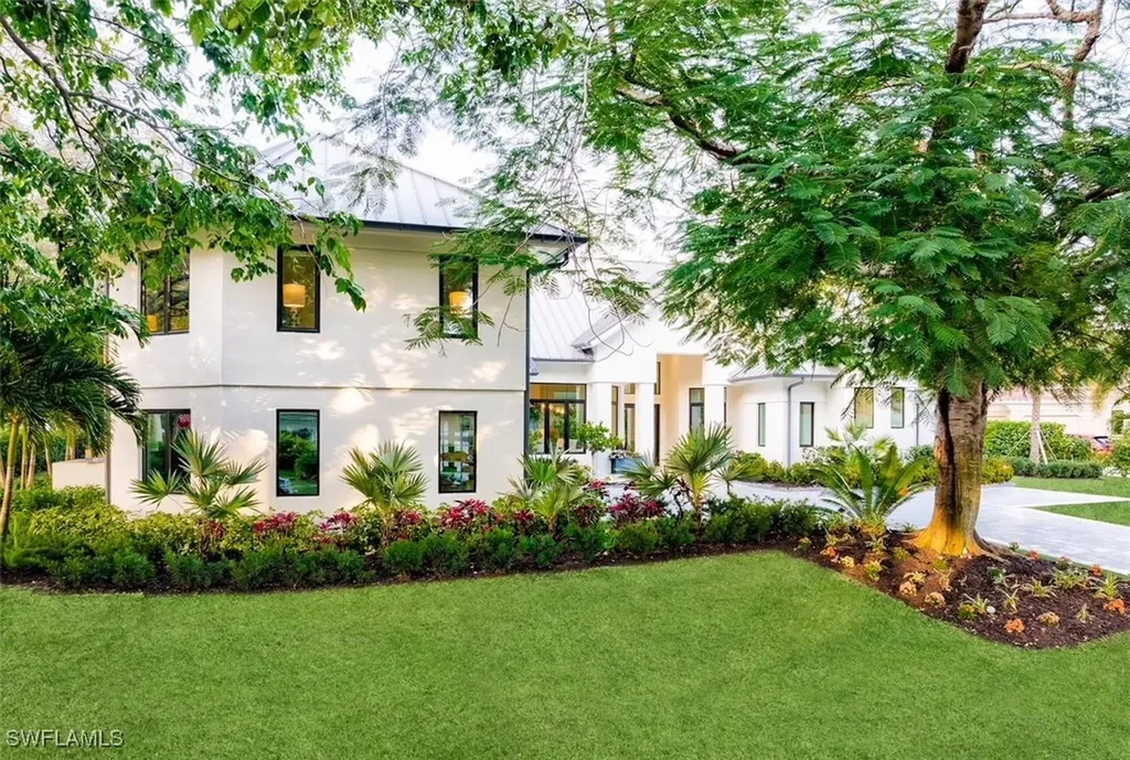 681 Katemore Lane Naples FL 34108