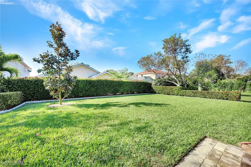 9262 Chestnut Tree Loop Fort Myers FL 33967