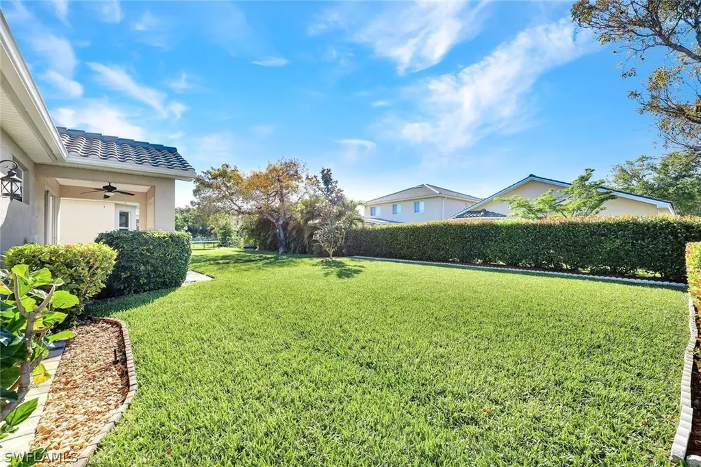 9262 Chestnut Tree Loop Fort Myers FL 33967