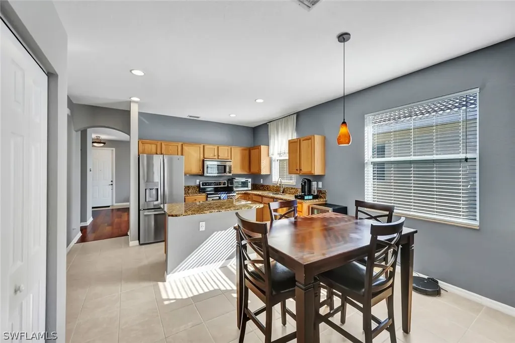 9262 Chestnut Tree Loop Fort Myers FL 33967