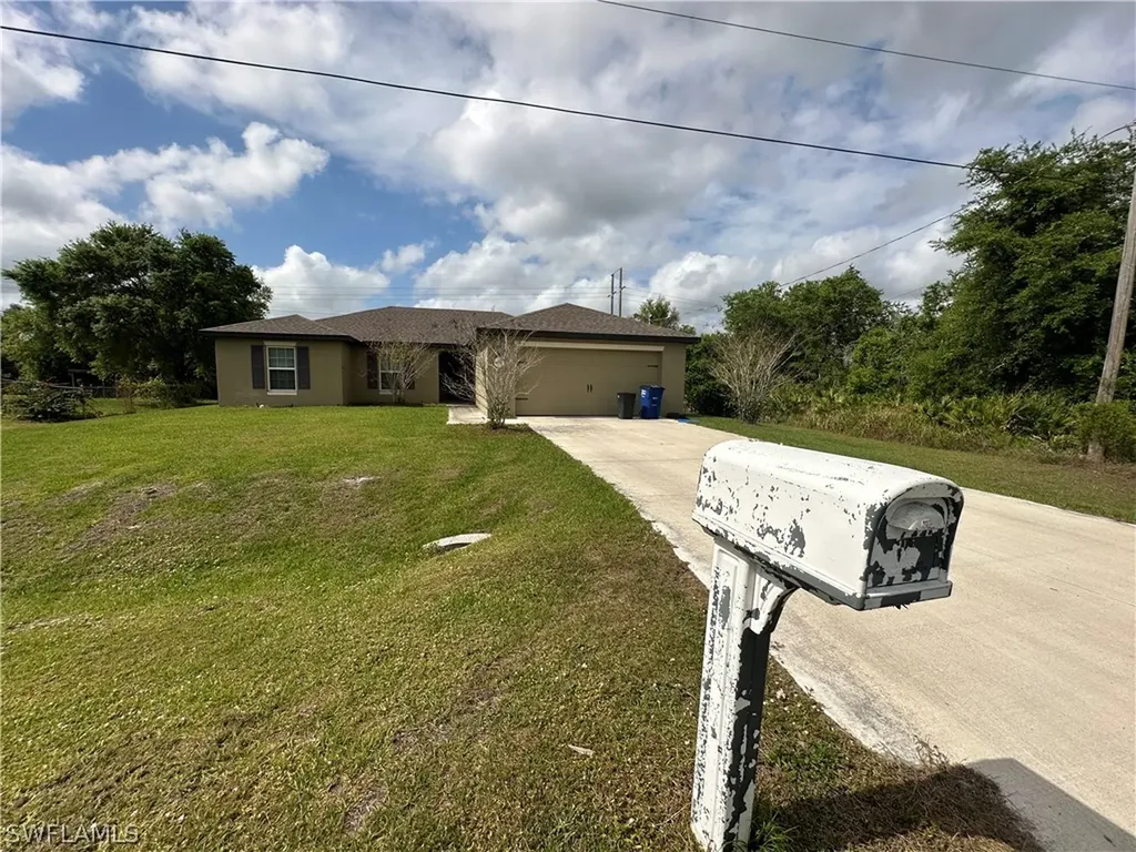 136 Zobora Circle Fort Myers FL 33913