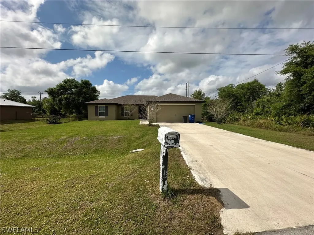 136 Zobora Circle Fort Myers FL 33913