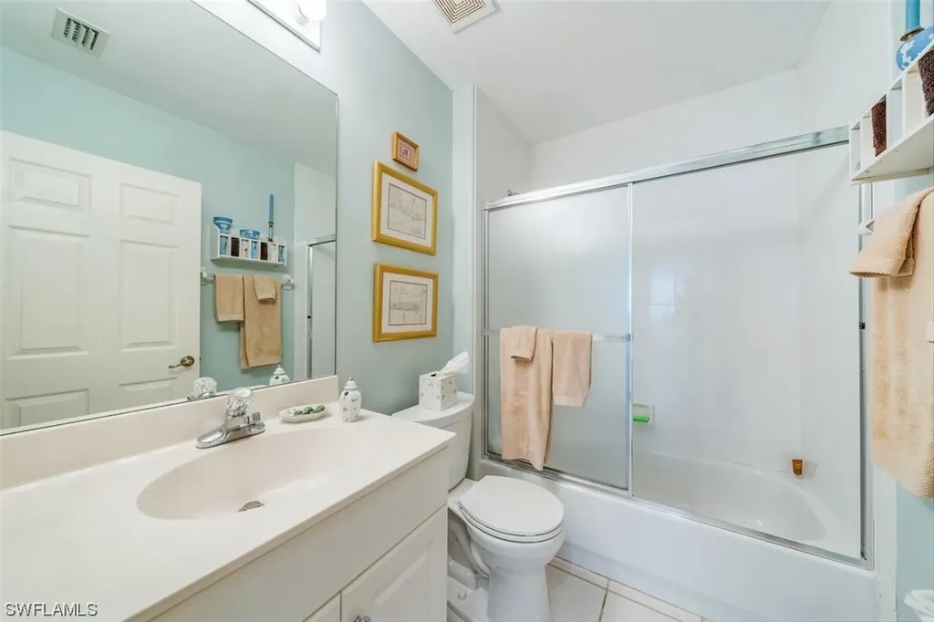 562 Vintage Reserve Lane Naples FL 34119